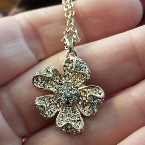 Vintage Golden flower necklace clear crystals SHA - Picture 2 of 5